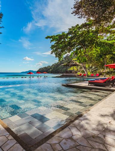 Bungaraya Island Resort Pool