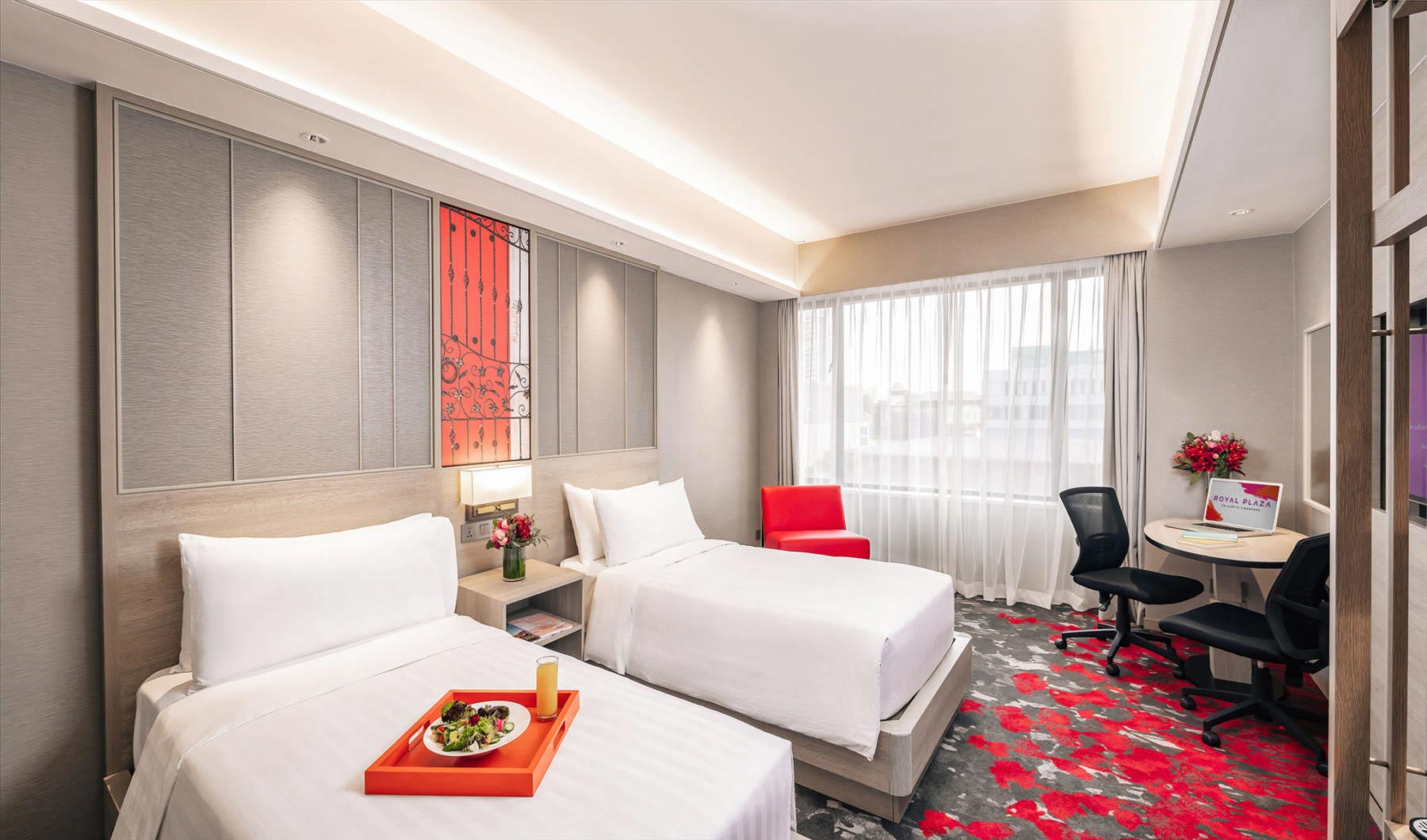 Royal Plaza on Scotts Twin Room