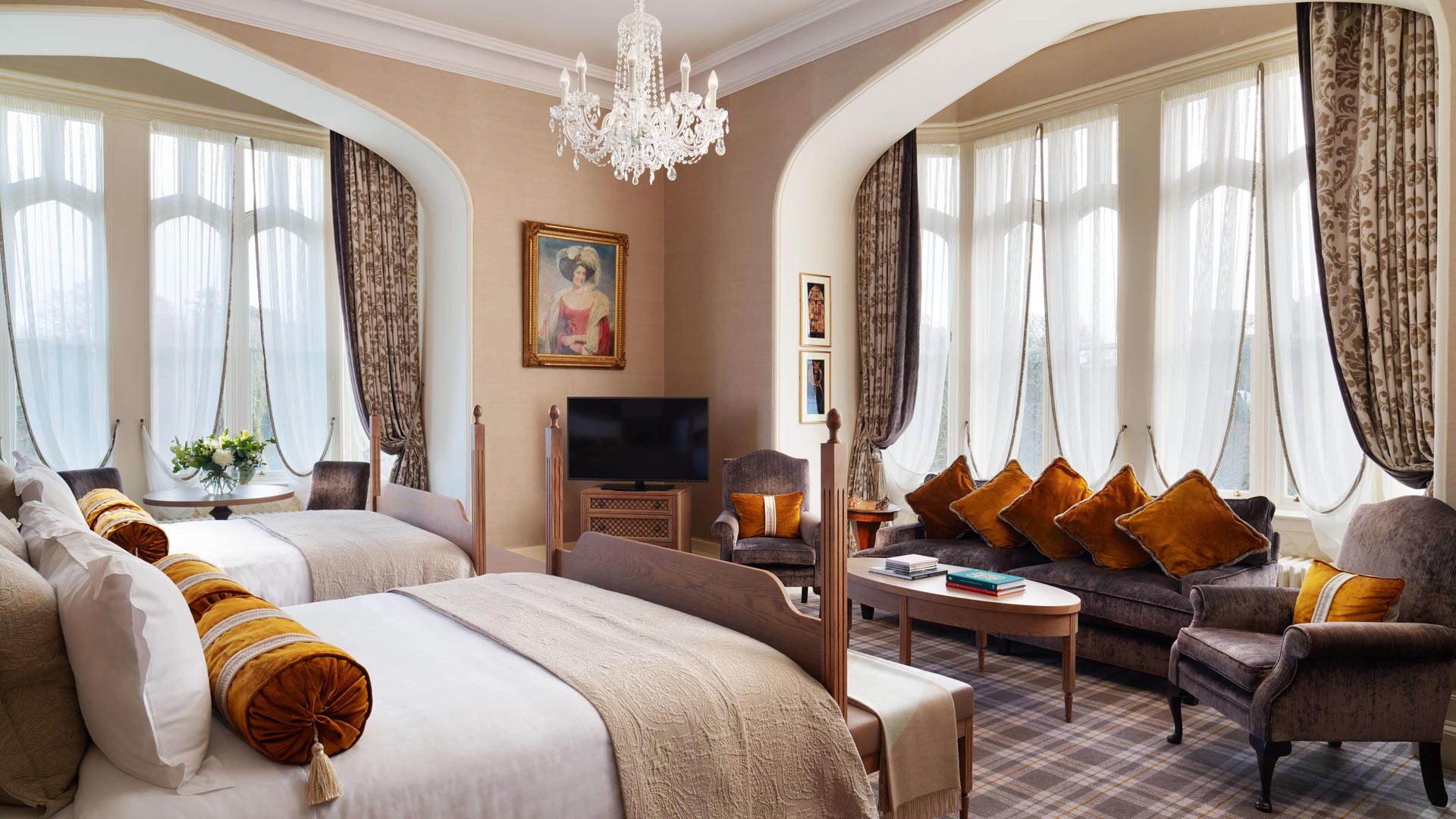 Dromoland Castle Hotel - Hotel Stateroom Accommodation