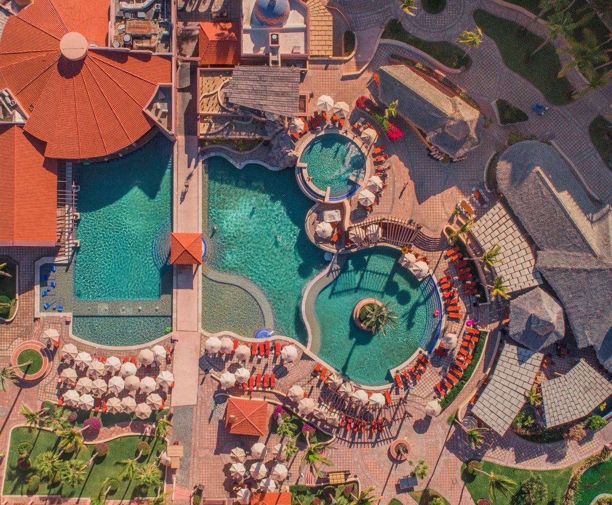overhead view of pool and beach