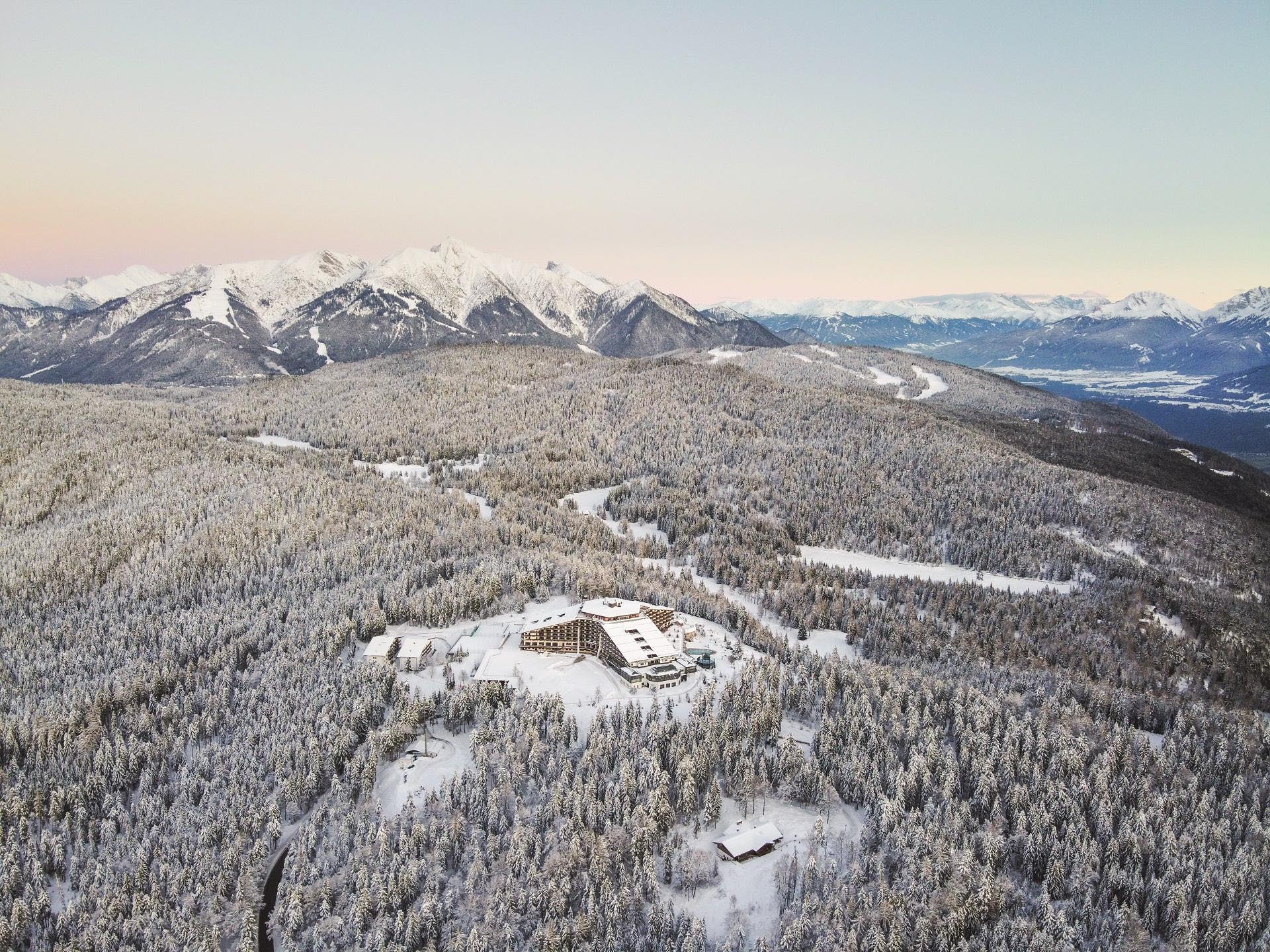 Interalpen-Hotel Tyrol Winter View