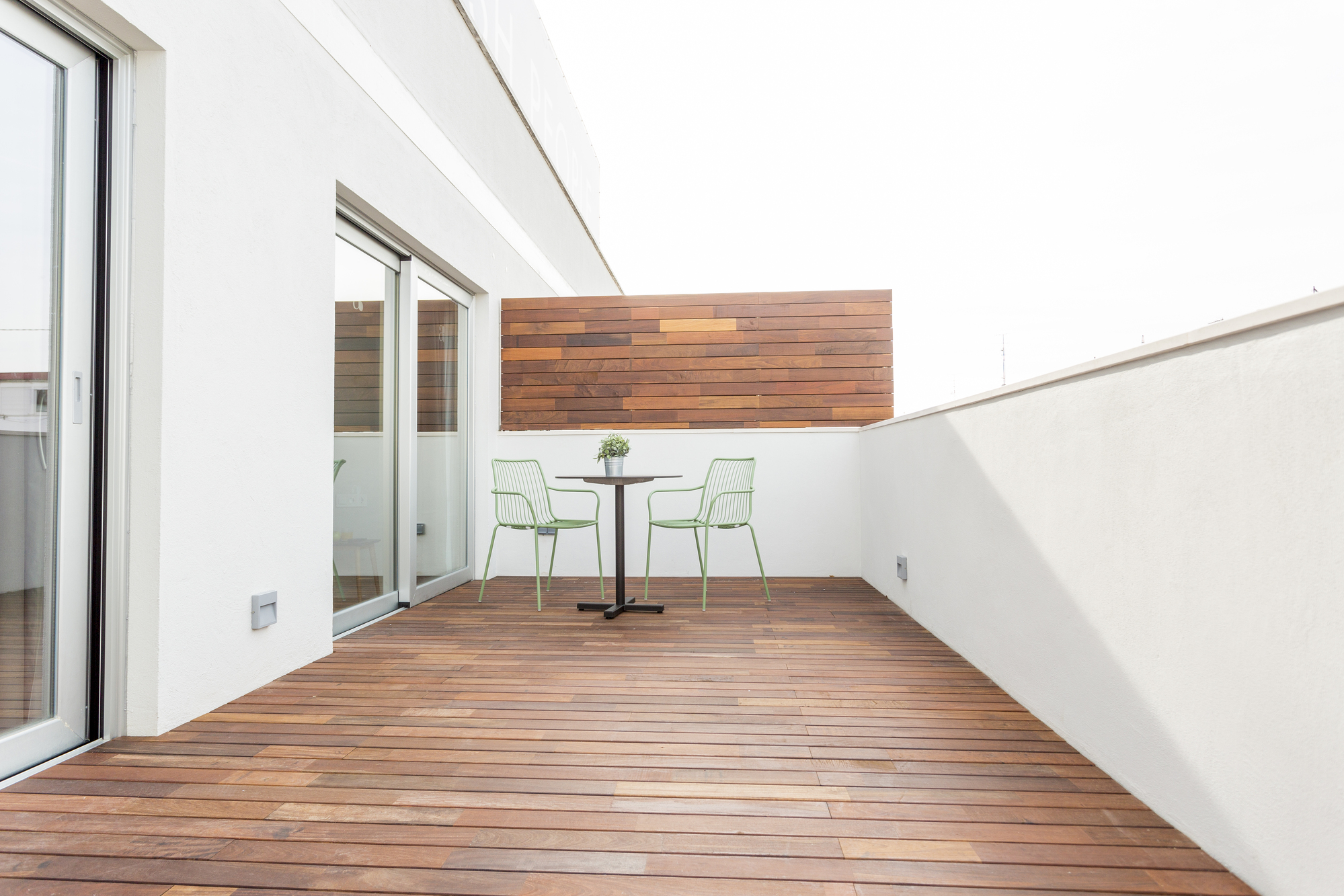 urban guestroom top terrace balcony