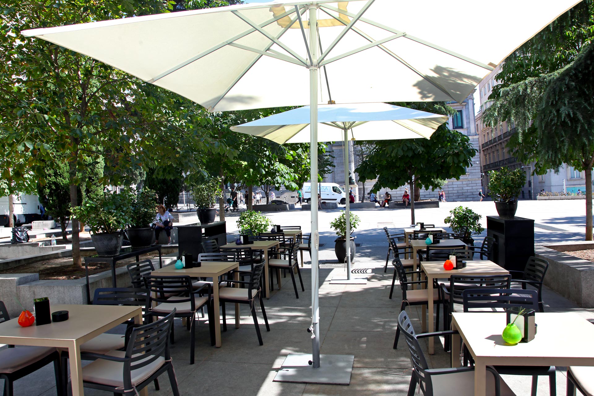 East 47 Outdoor Dining