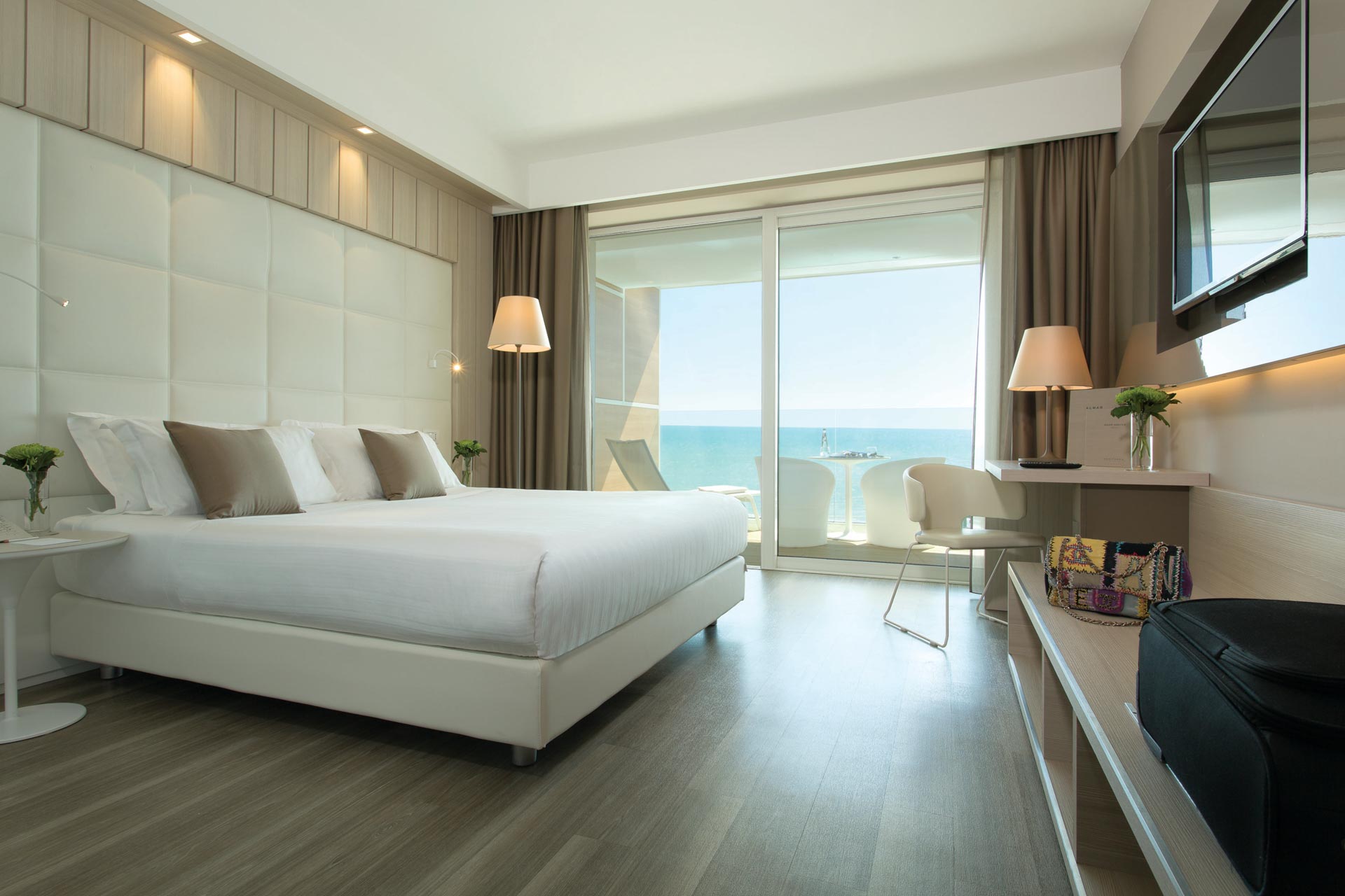 Deluxe Room Seafront View