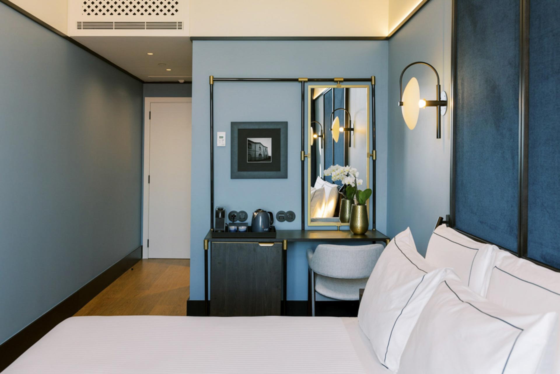 Guest Room Station