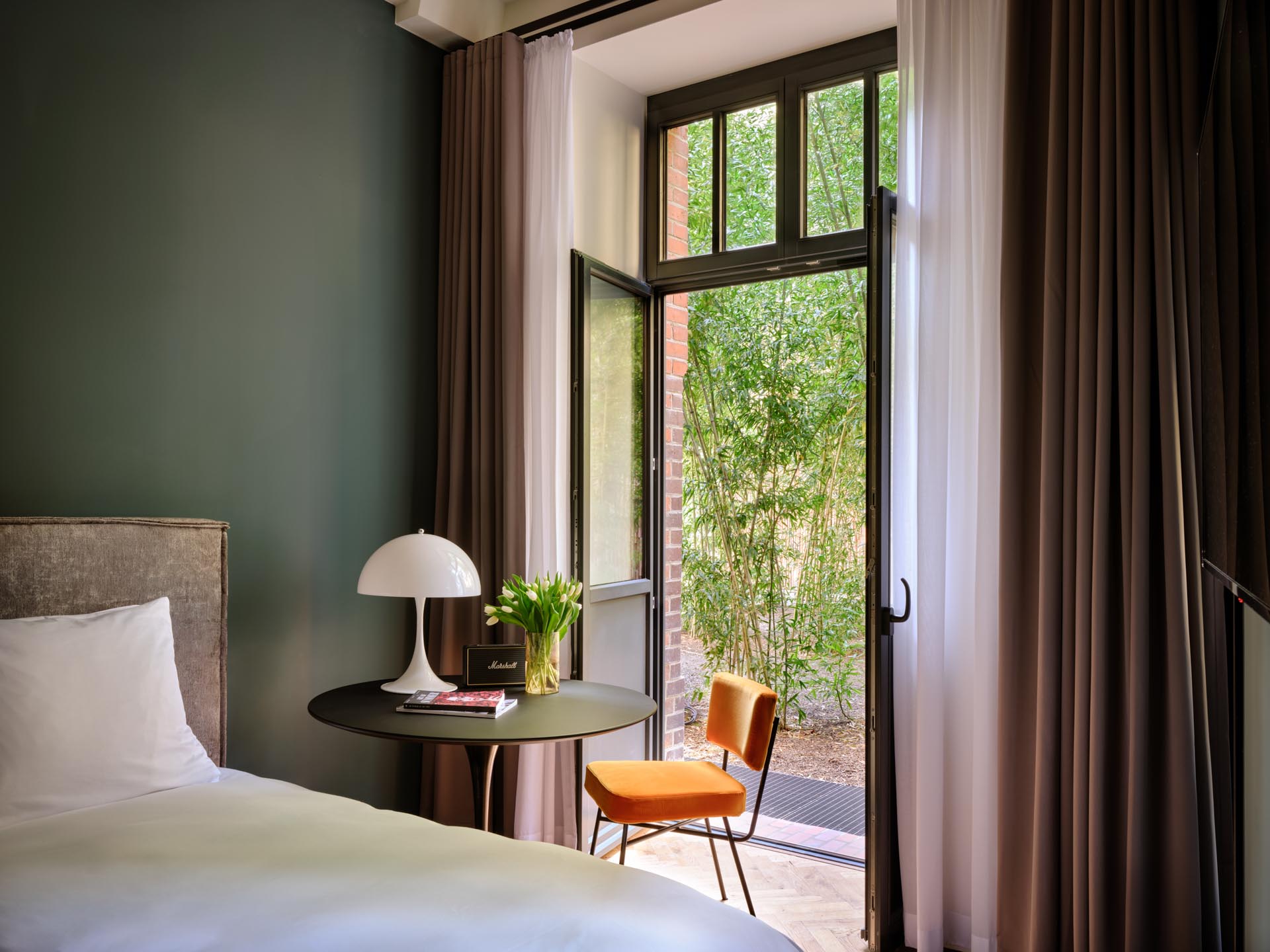 sly Berlin Guestroom with Terrace