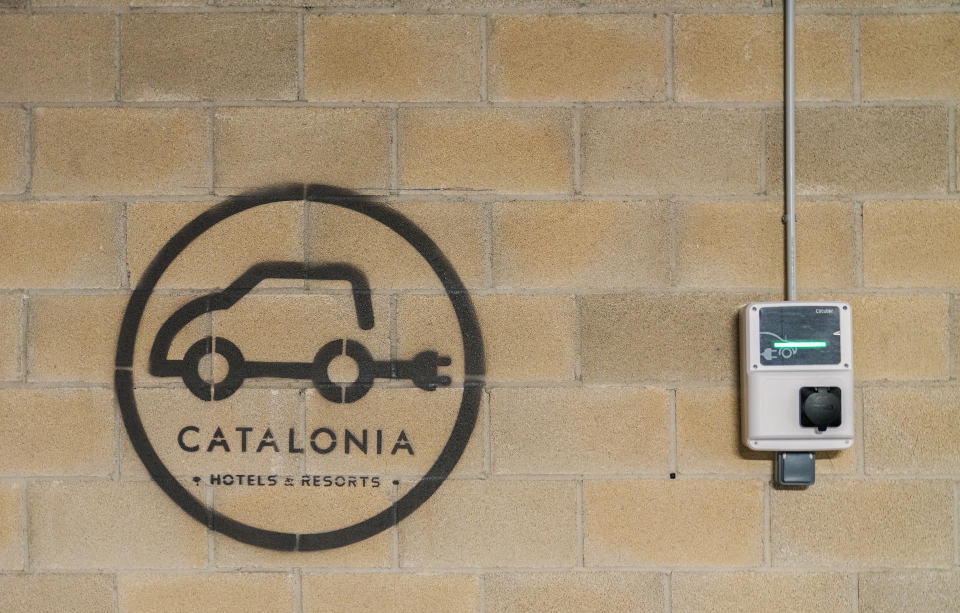 EL car charging station