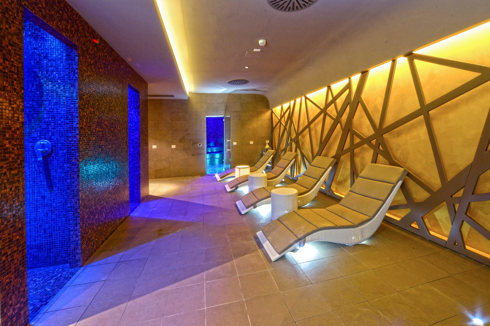Spa relaxing area