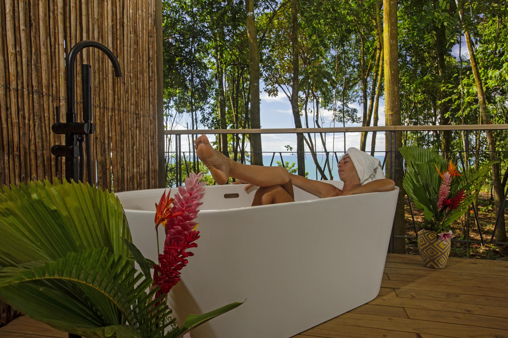 Oceanview Spa Treehouse