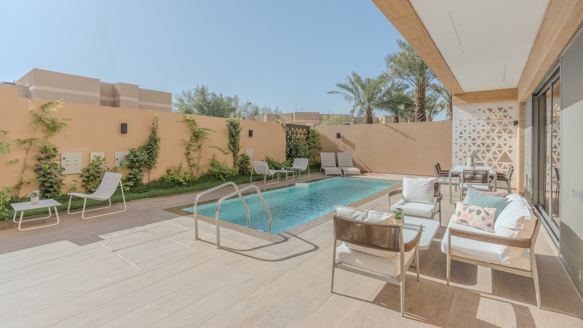 Guest Room Terrace with Private Pool