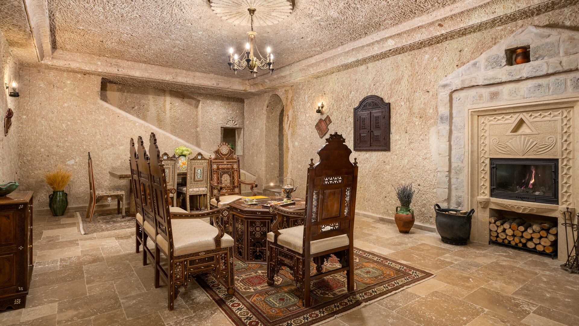 Karamanoglu Ibrahim Cave Suite Dining Room