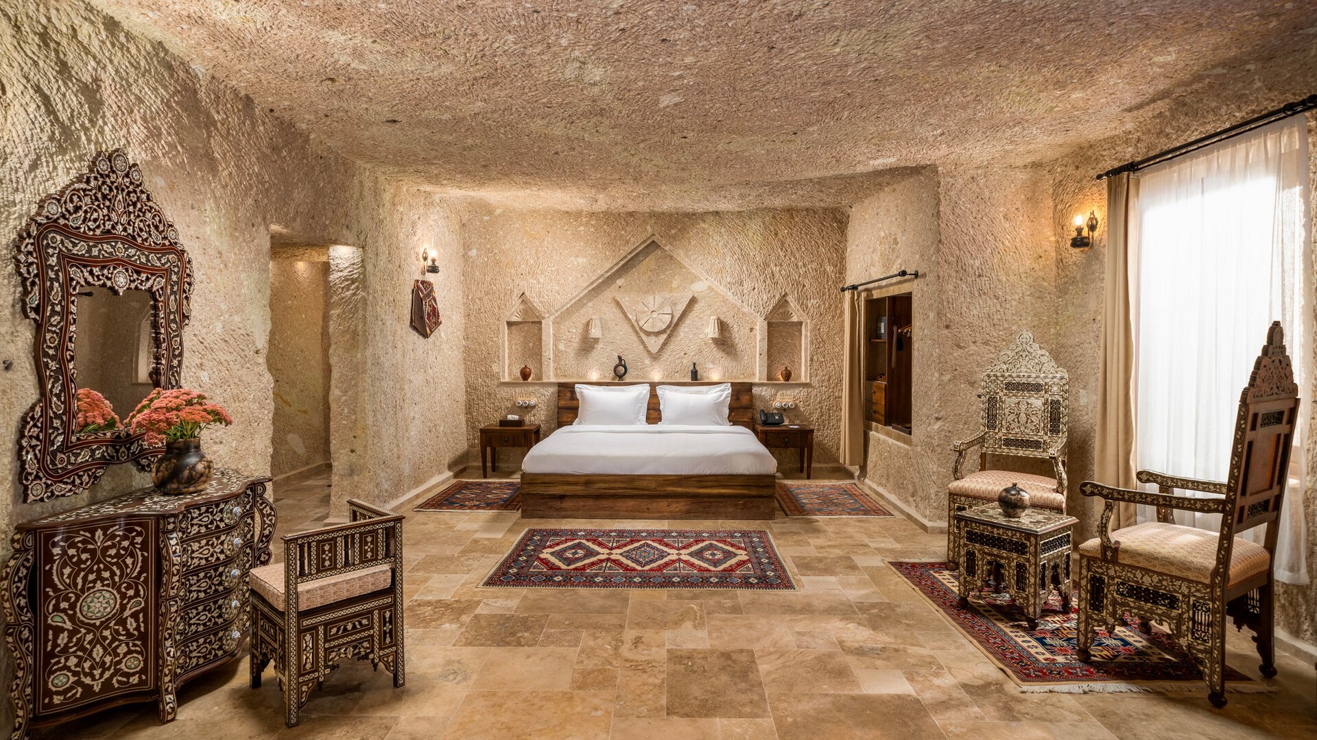 Merzifonlu Kara Mustafa Paşa Cave Suite Bedroom