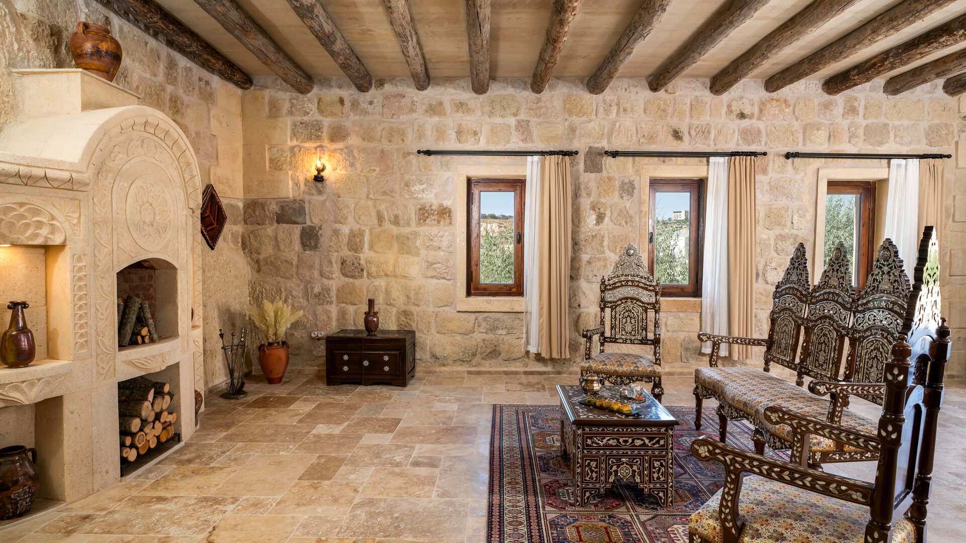 Nevşehirli Damat İbrahim Paşa Cave Suite Living Room