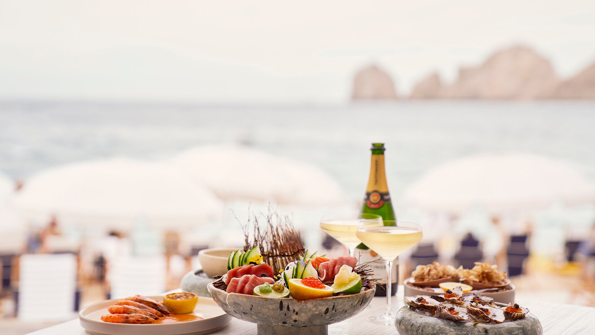 SUR Beach House Food & Beverage Service