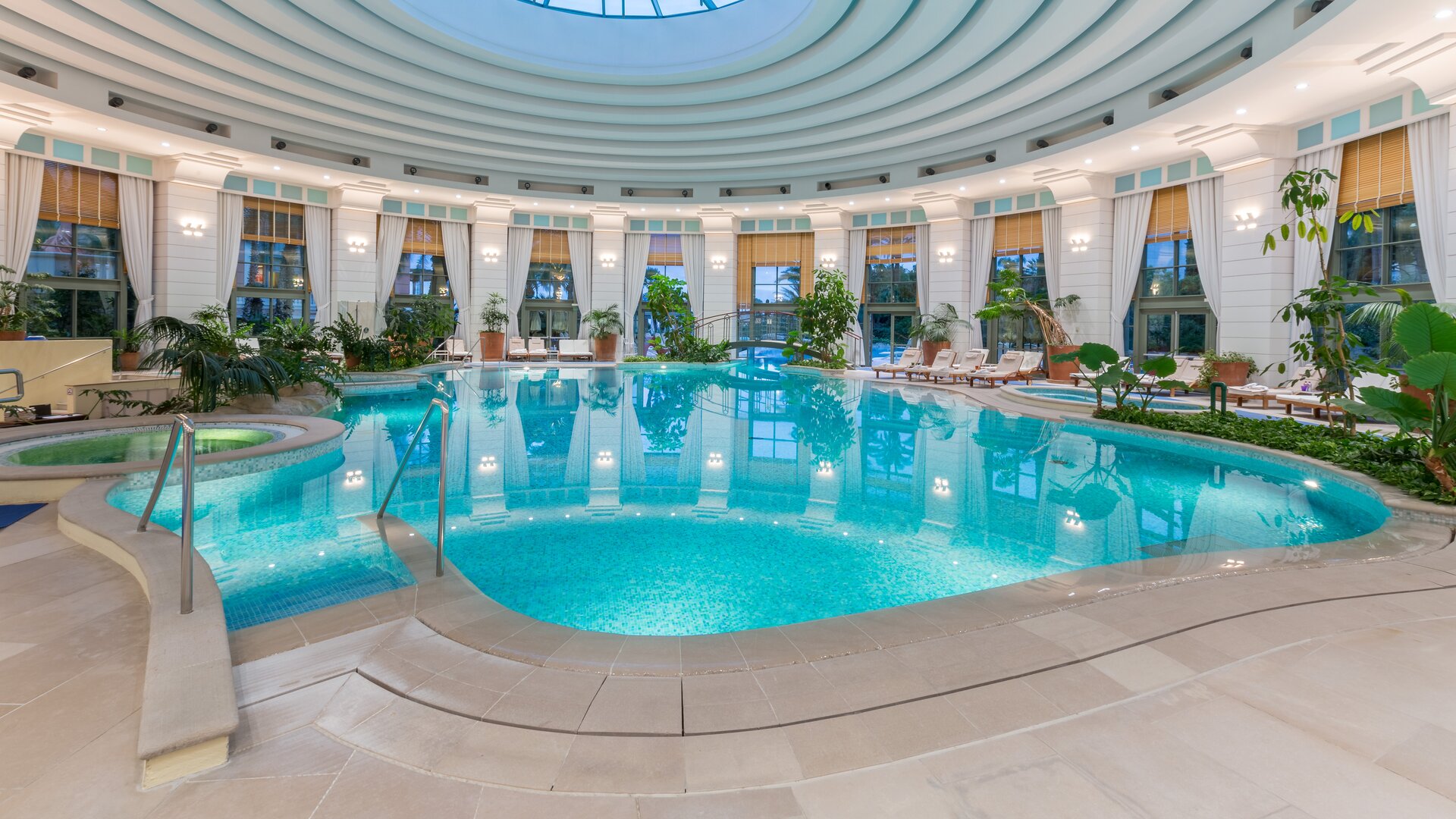 Outdoor-Indoor Swimming Pool