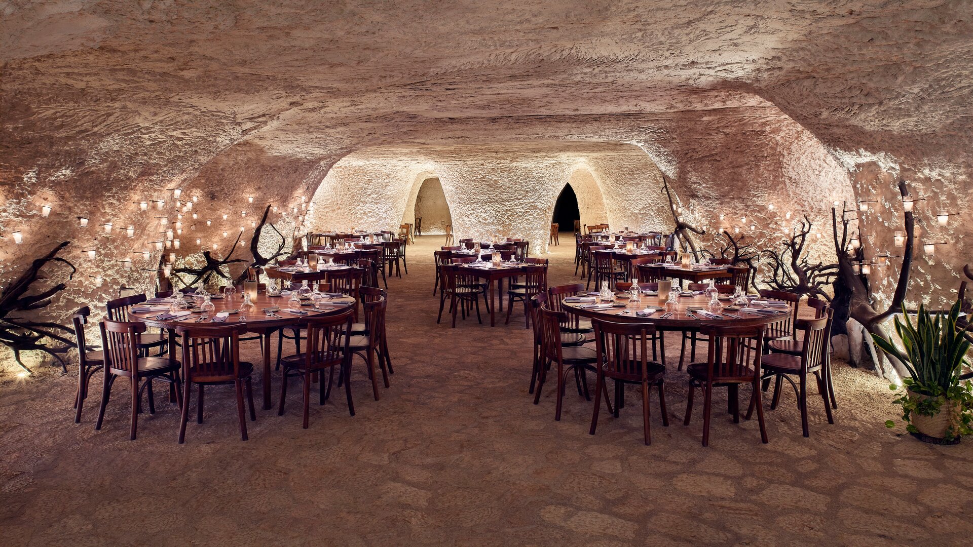 Las Cuevas Restaurant