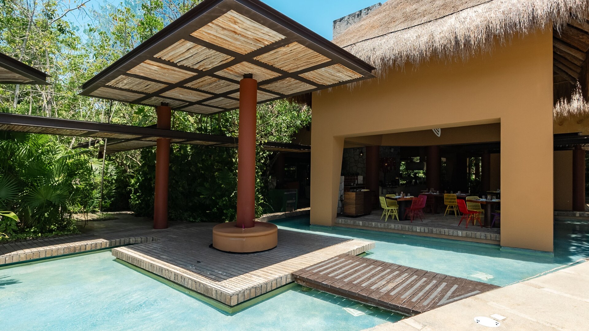 Poolside Covered Lounge