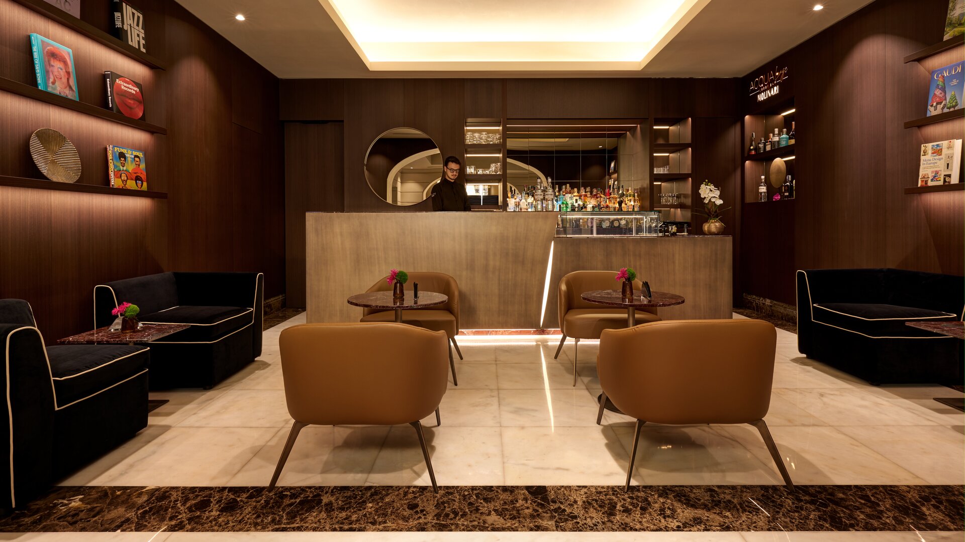 Lounge Bar