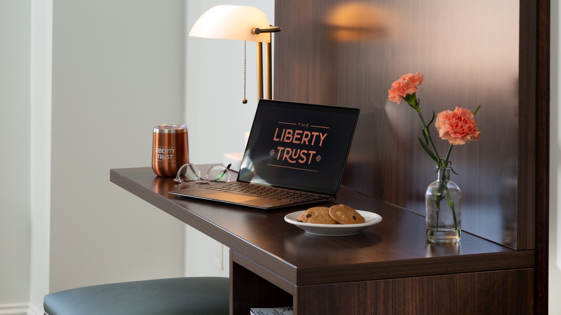 Guestroom Desk