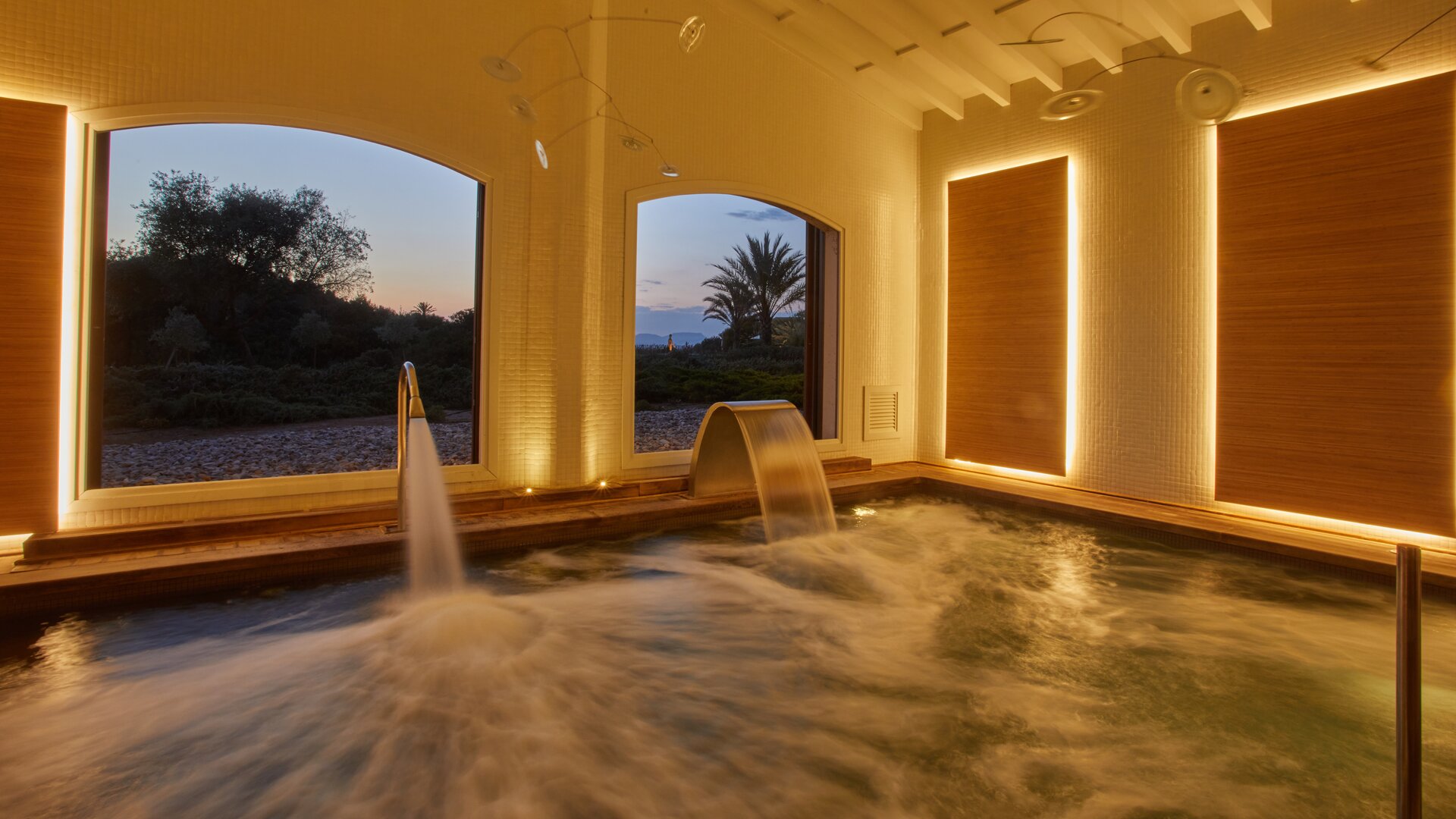 Spa Thermal Indoor Pool