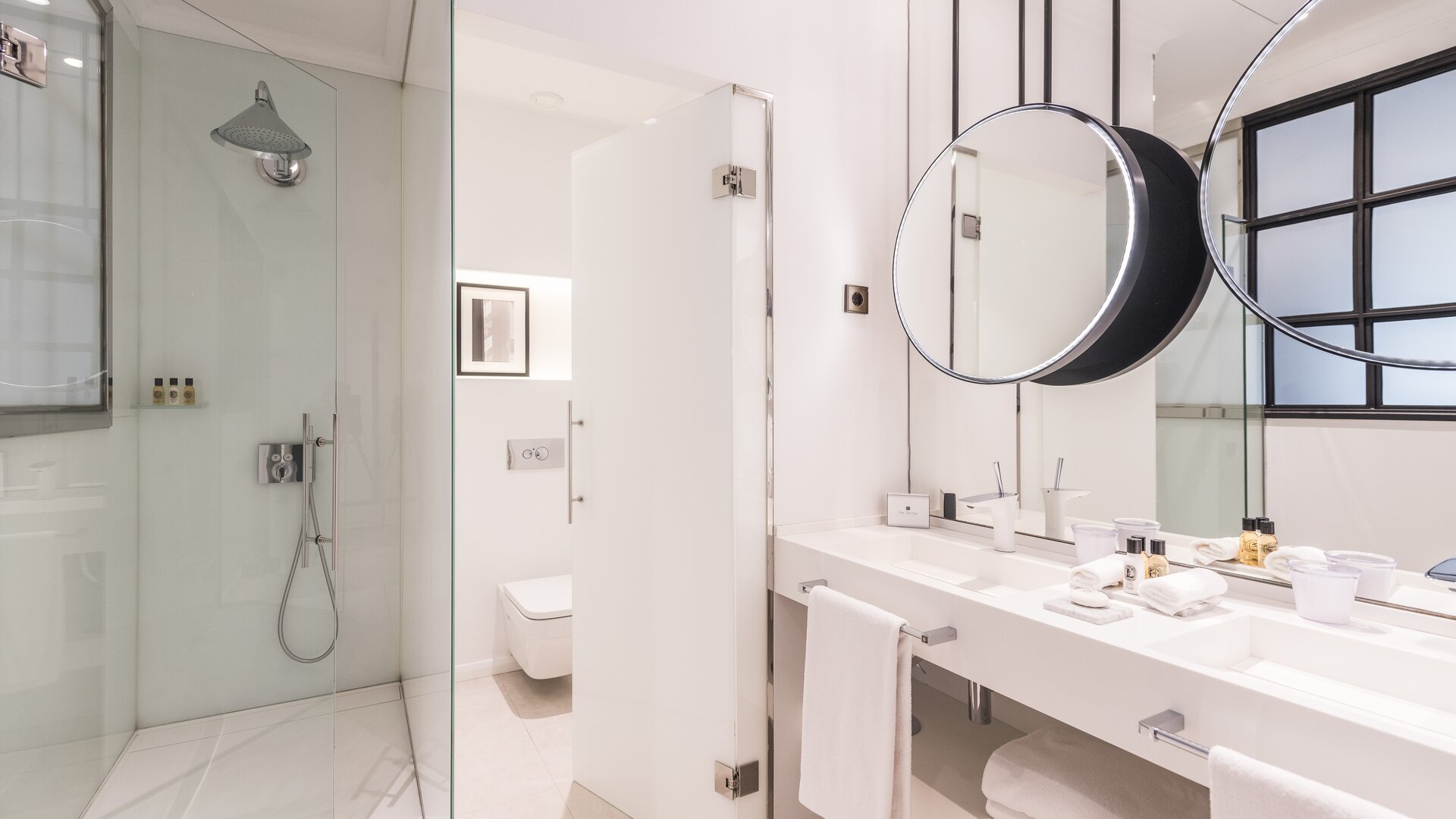 Guestroom Bathroom