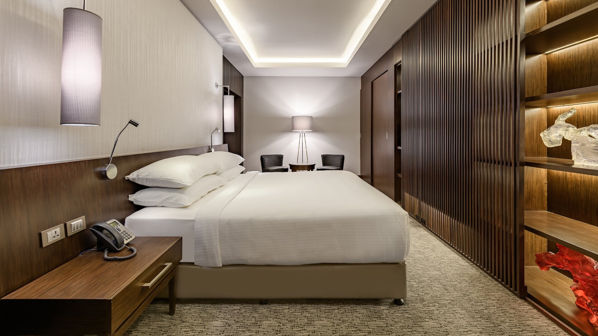 Panoramic Suite Bedroom