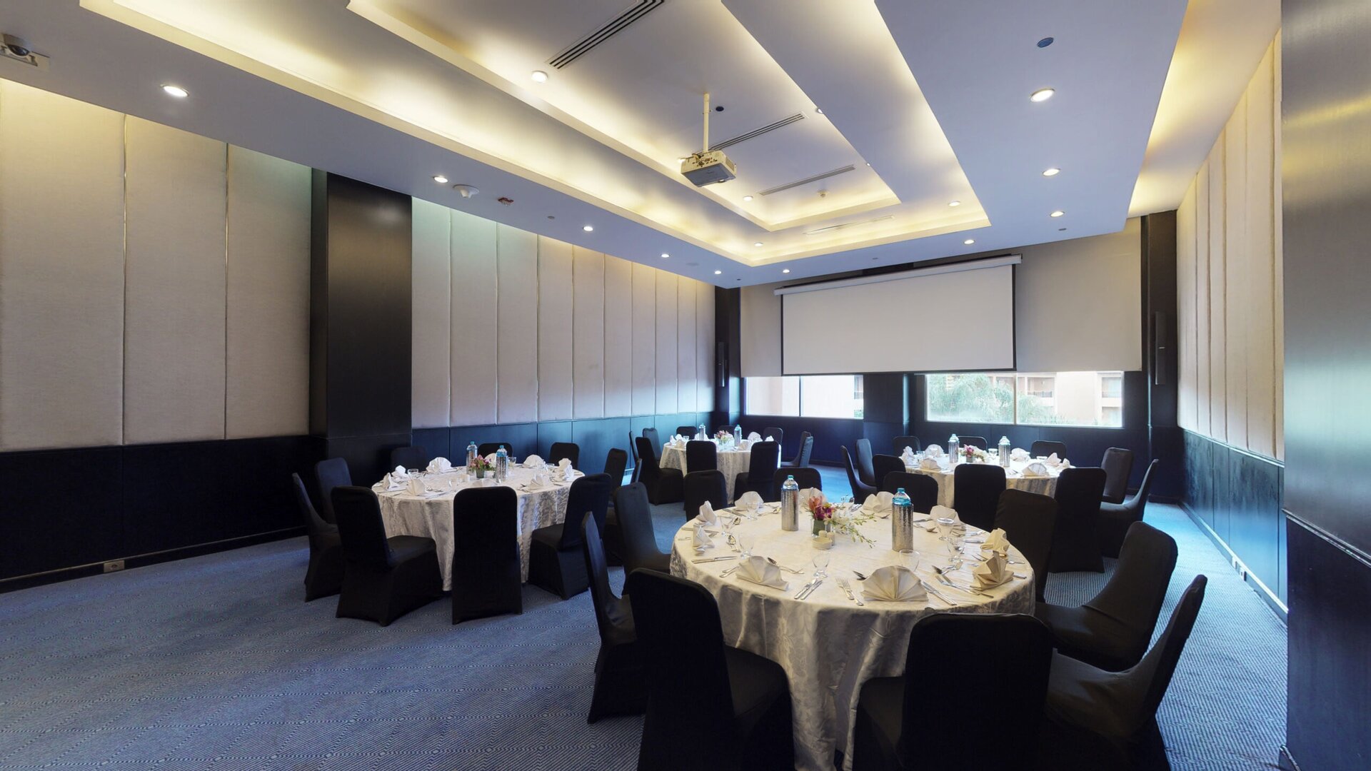 Gerbera Daisy and Purple Daisy Meeting Rooms