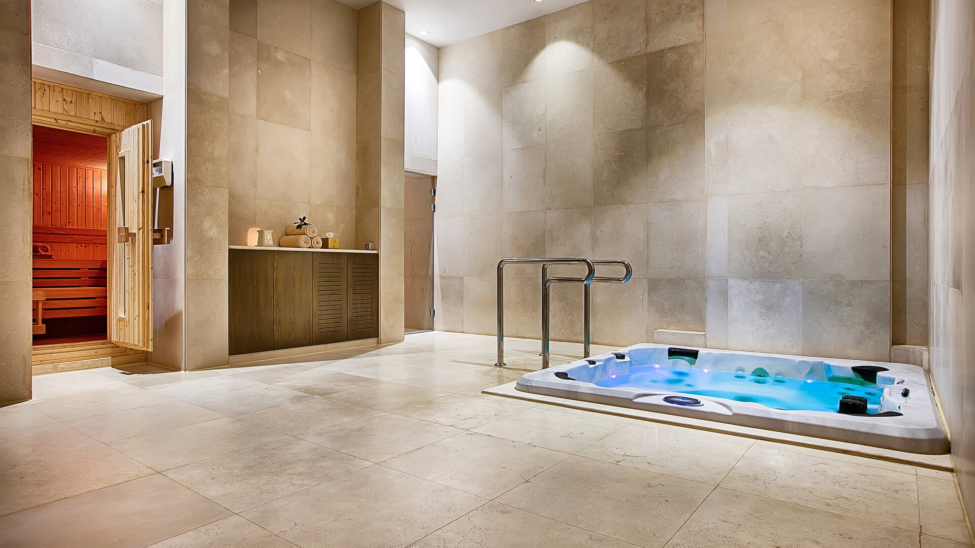 Spa Jacuzzi & Sauna Area