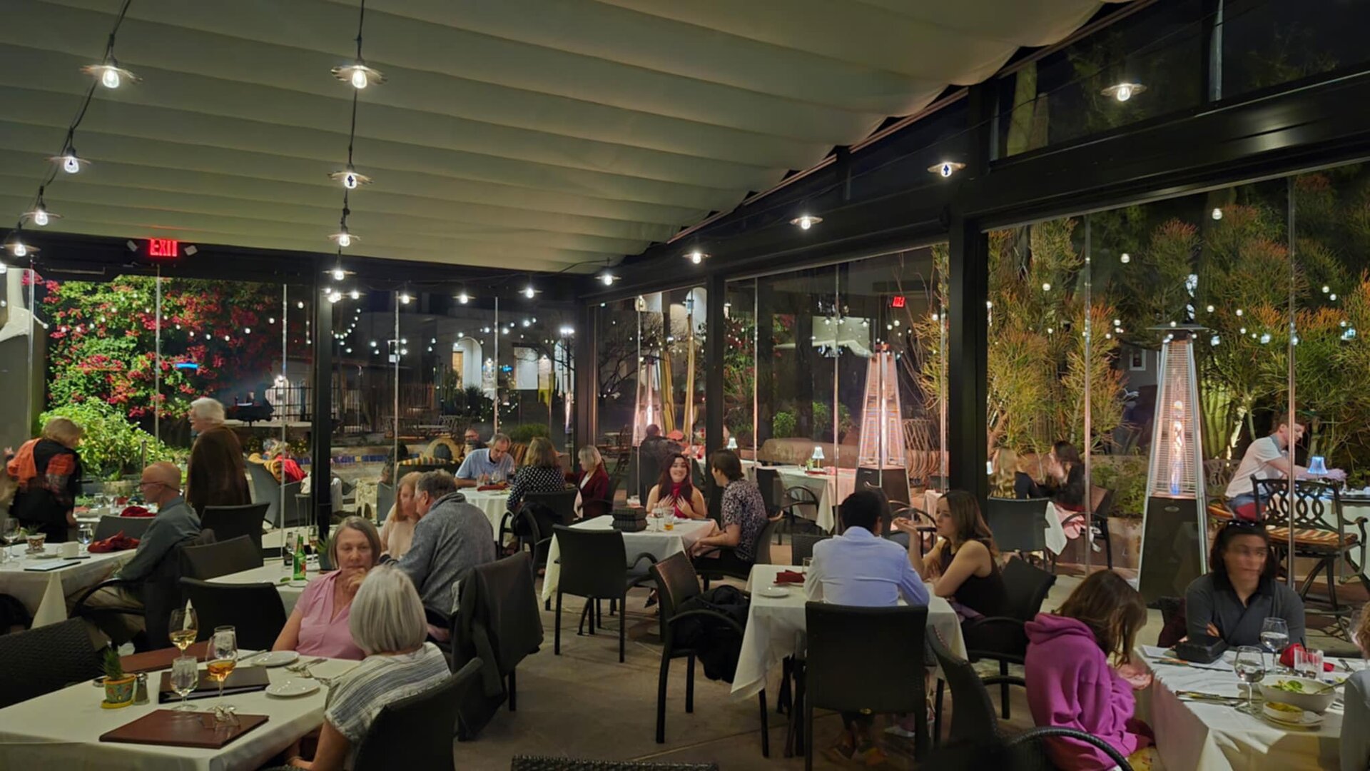Terraza Garden Patio & Lounge Indoor Seating