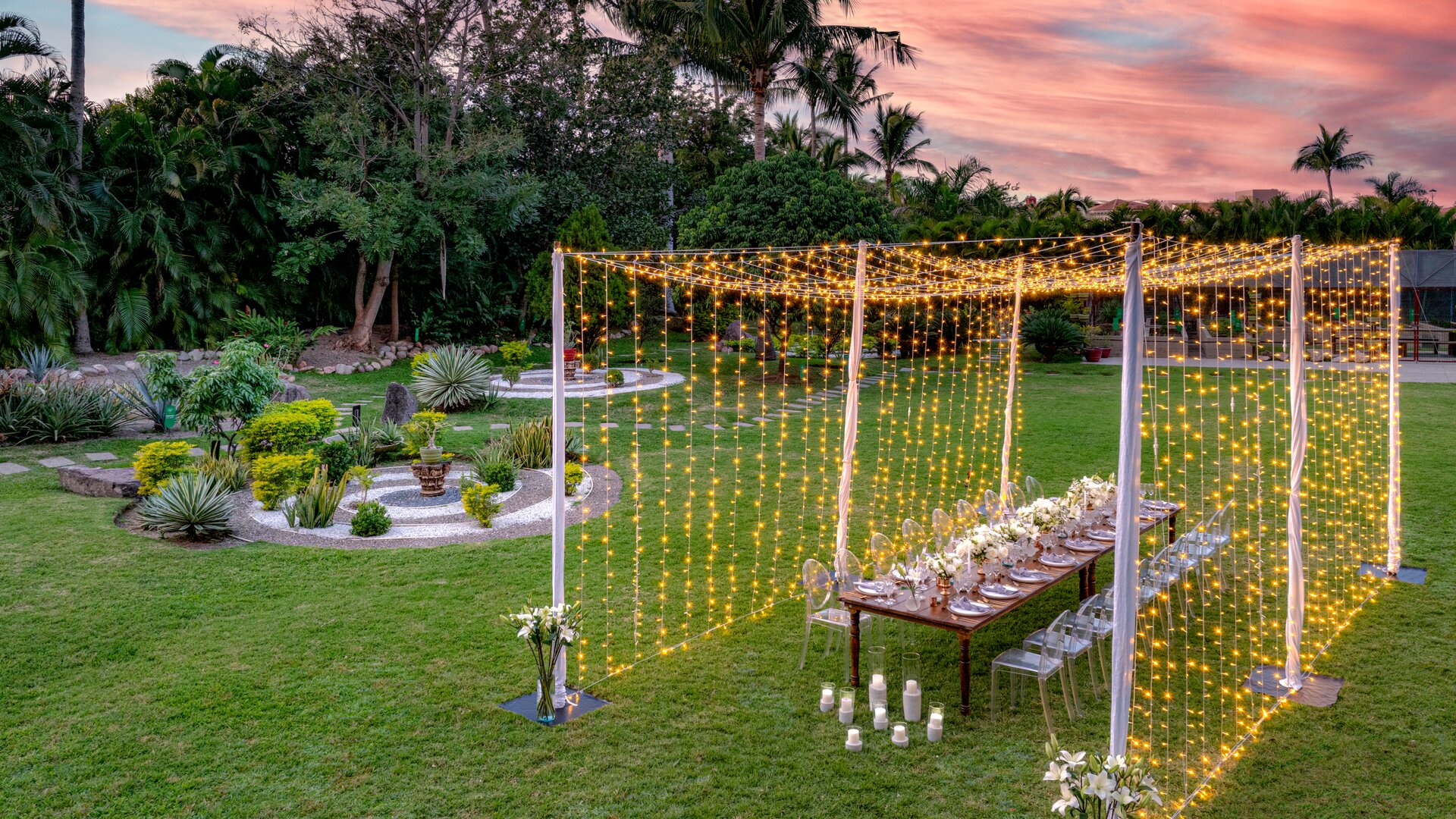 Garden Dining
