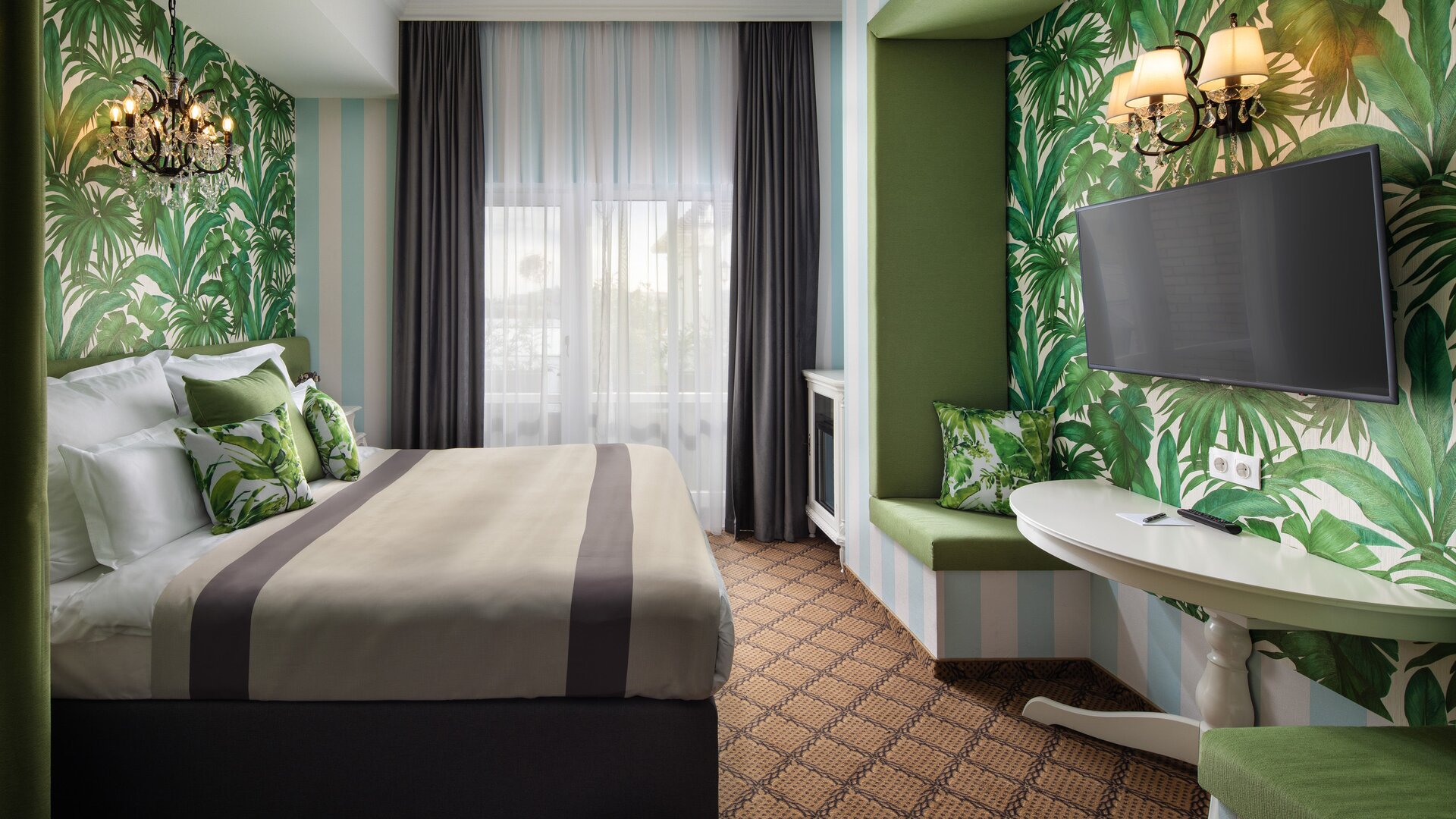 Deluxe King Guest Room