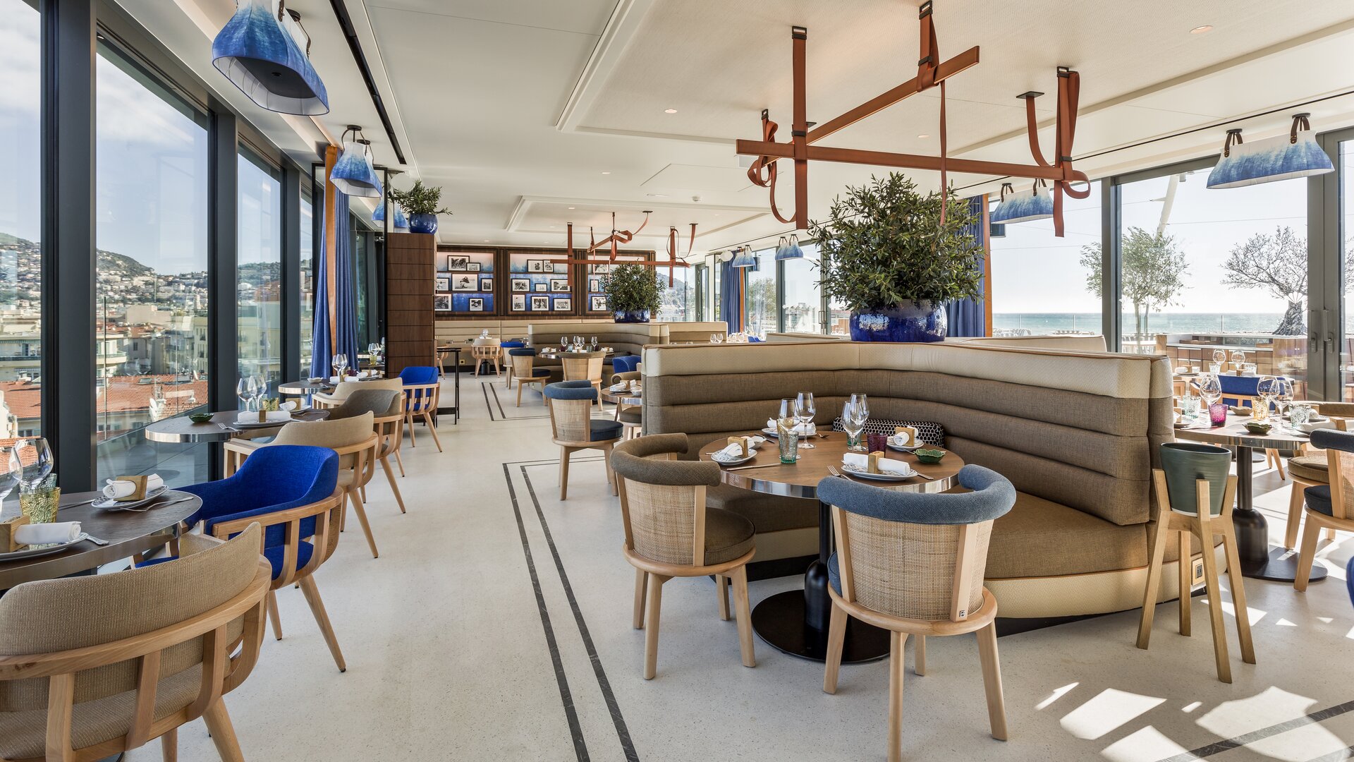 Taulissa Restaurant Rooftop