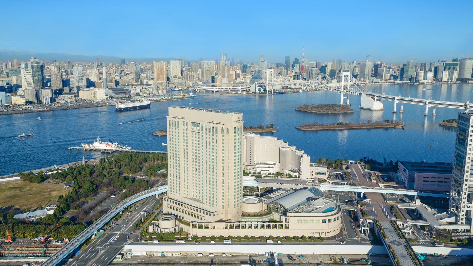 Exterior Aerial Day View
