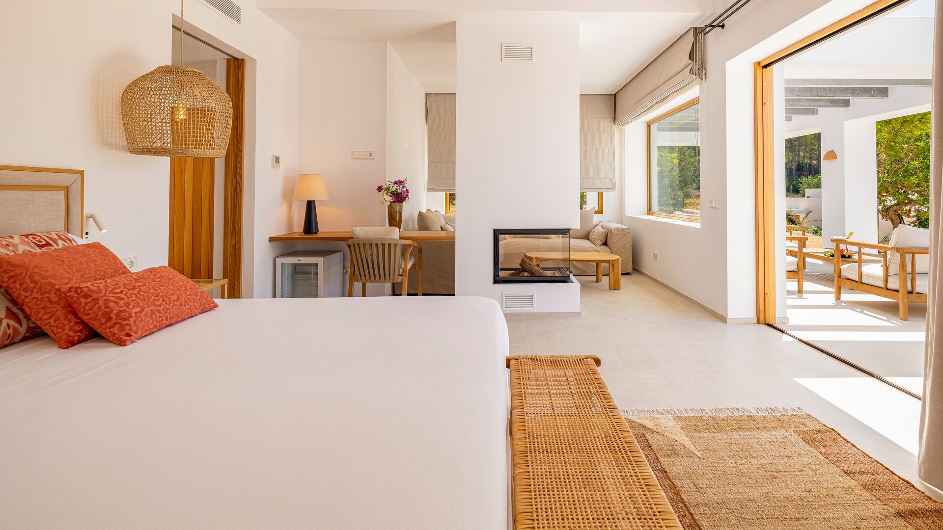 Deluxe Suite Villa with Fireplace