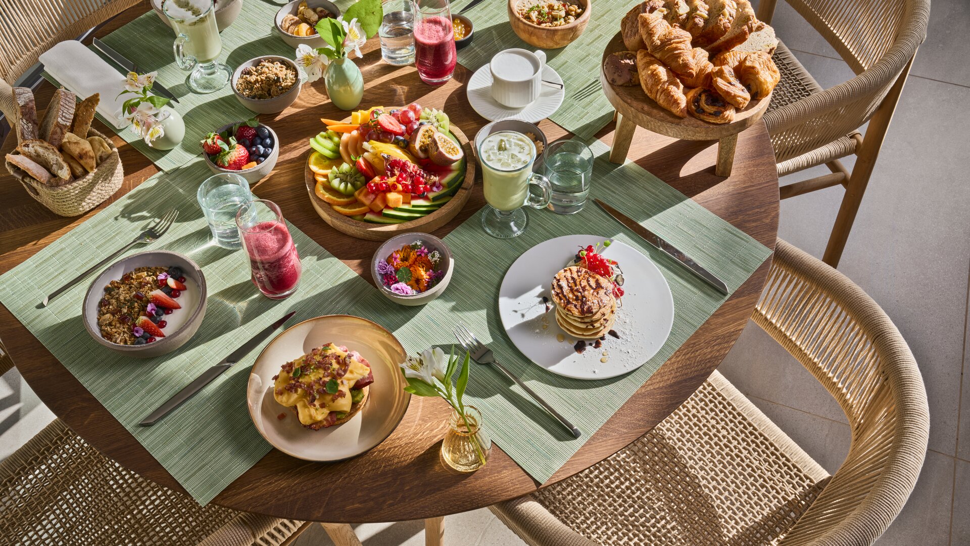 Royal Breakfast Table at Corales Villas 