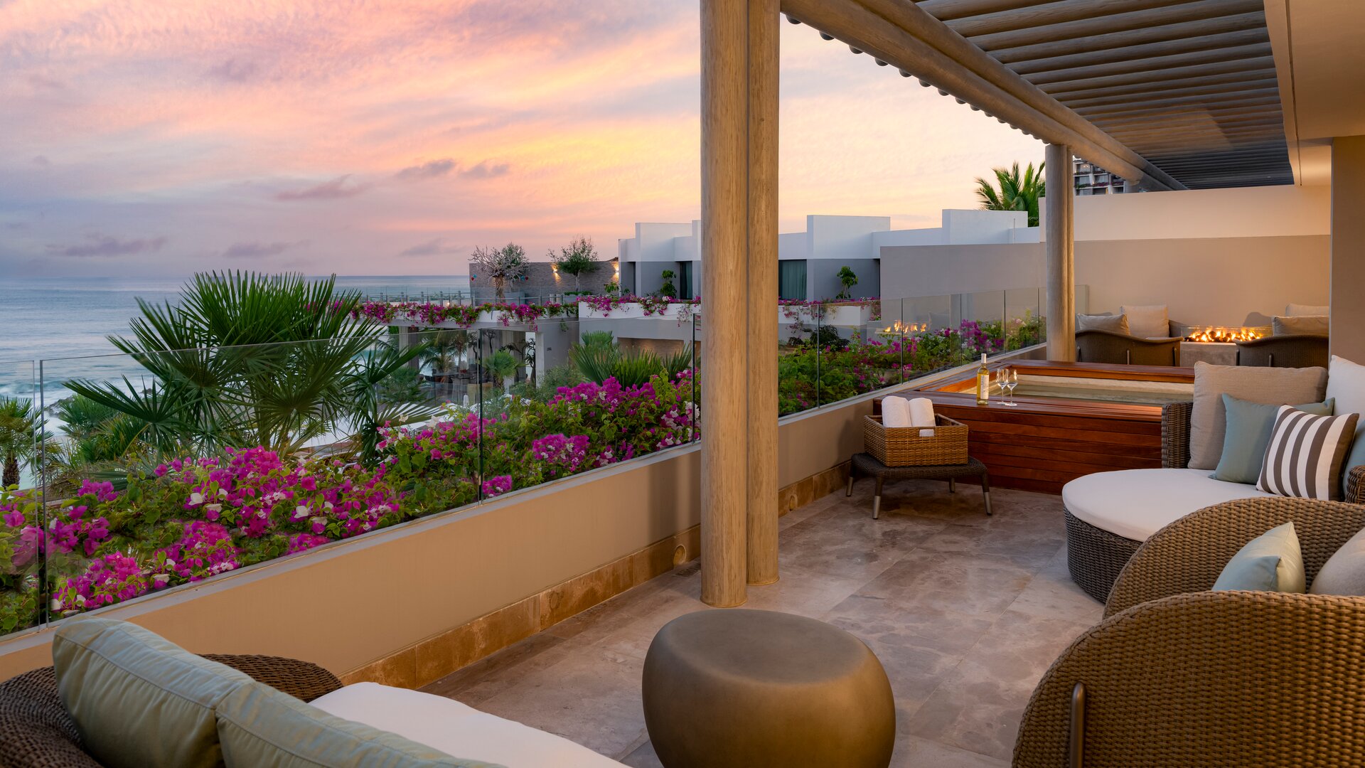 Elite King Suite Private Terrace