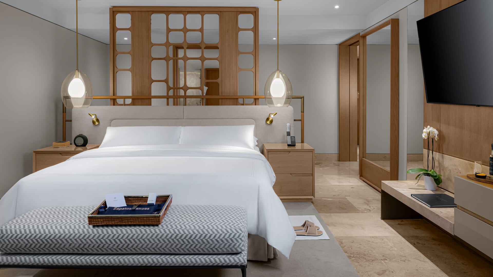 Grand King Suite Bedroom