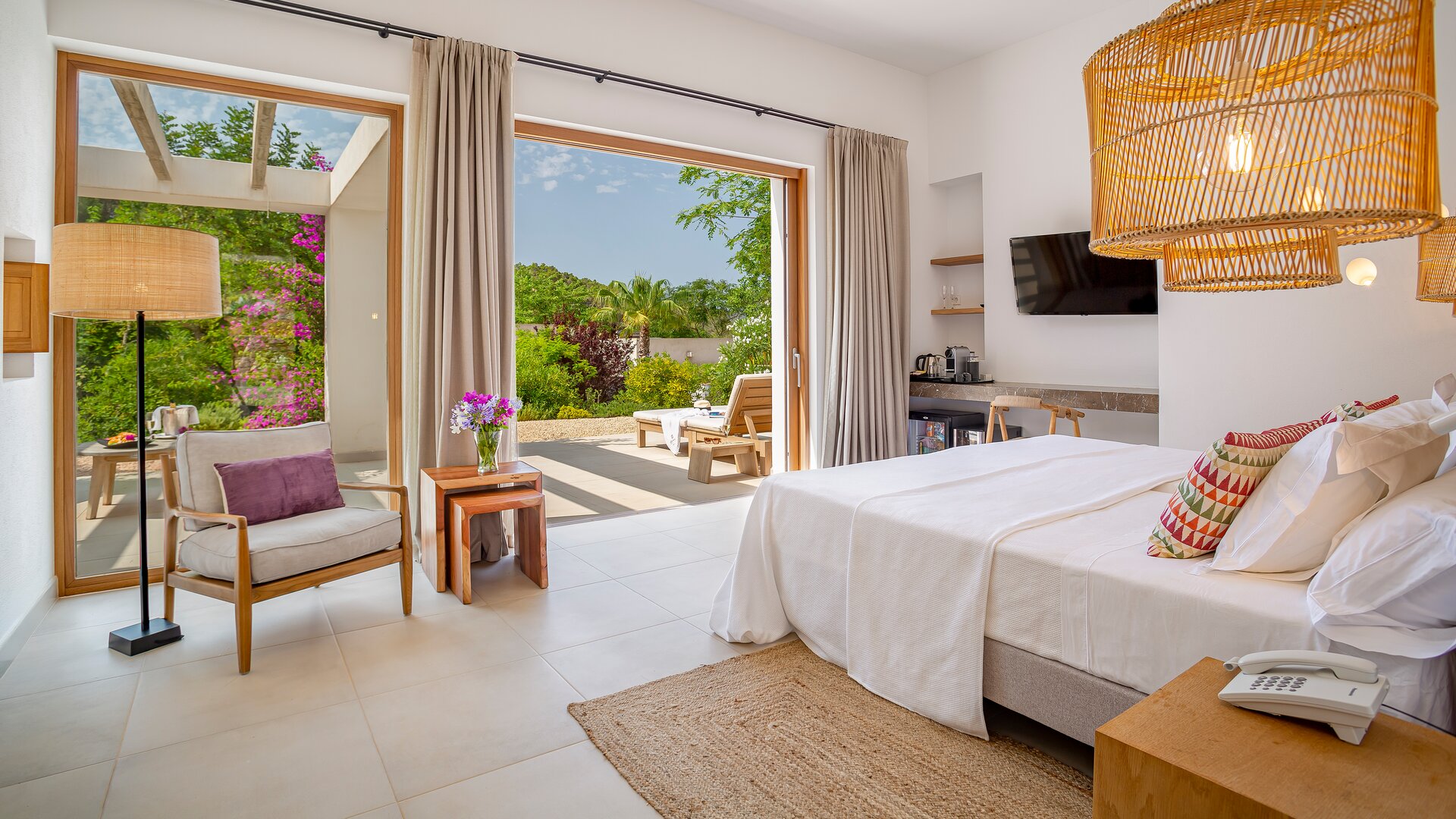 Garden Suite Premium Bedroom