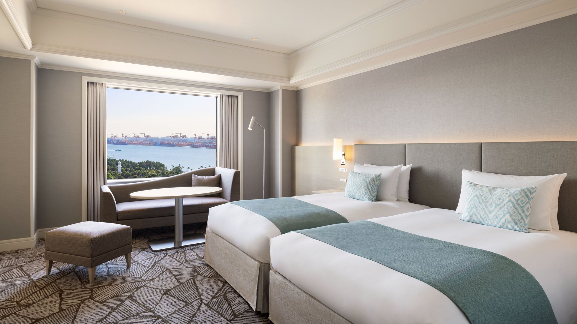 Luxury Double Bed Guest Room