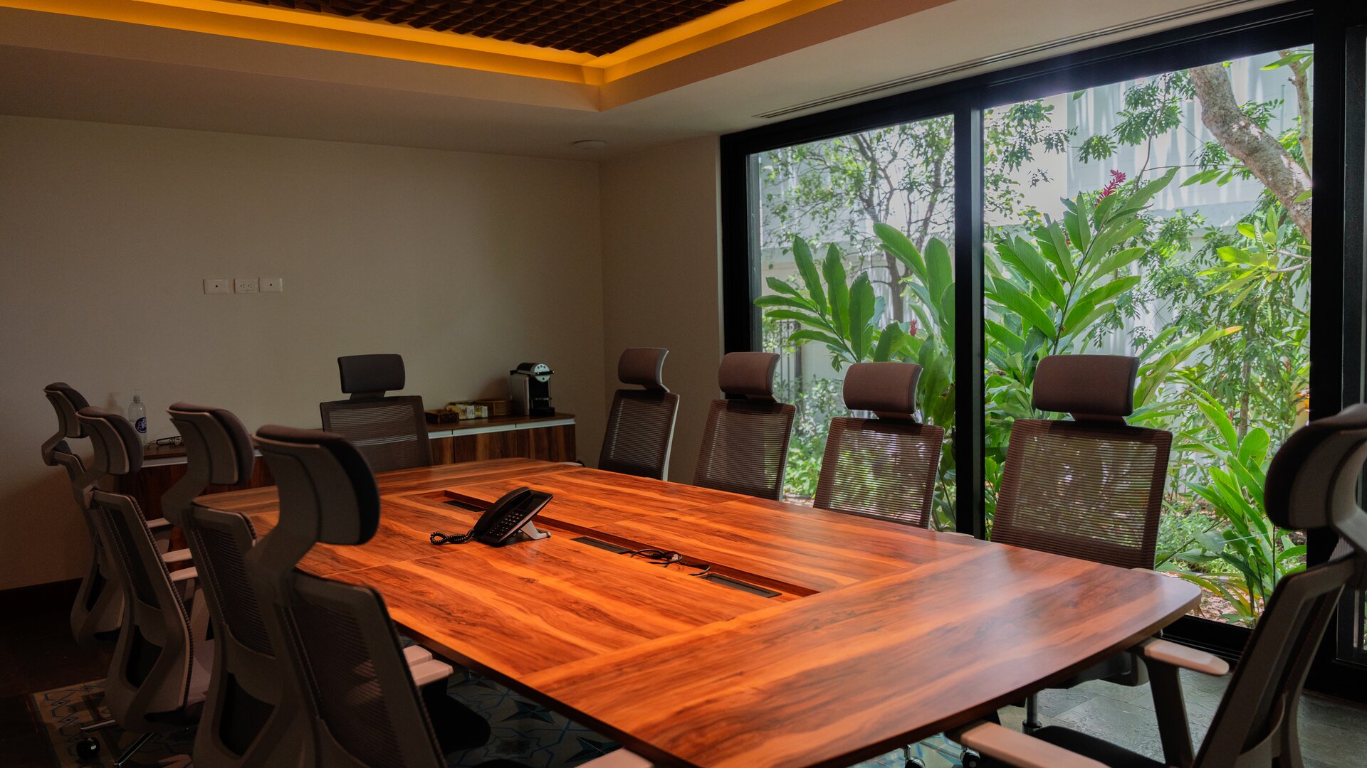 Gerencia Meeting Room