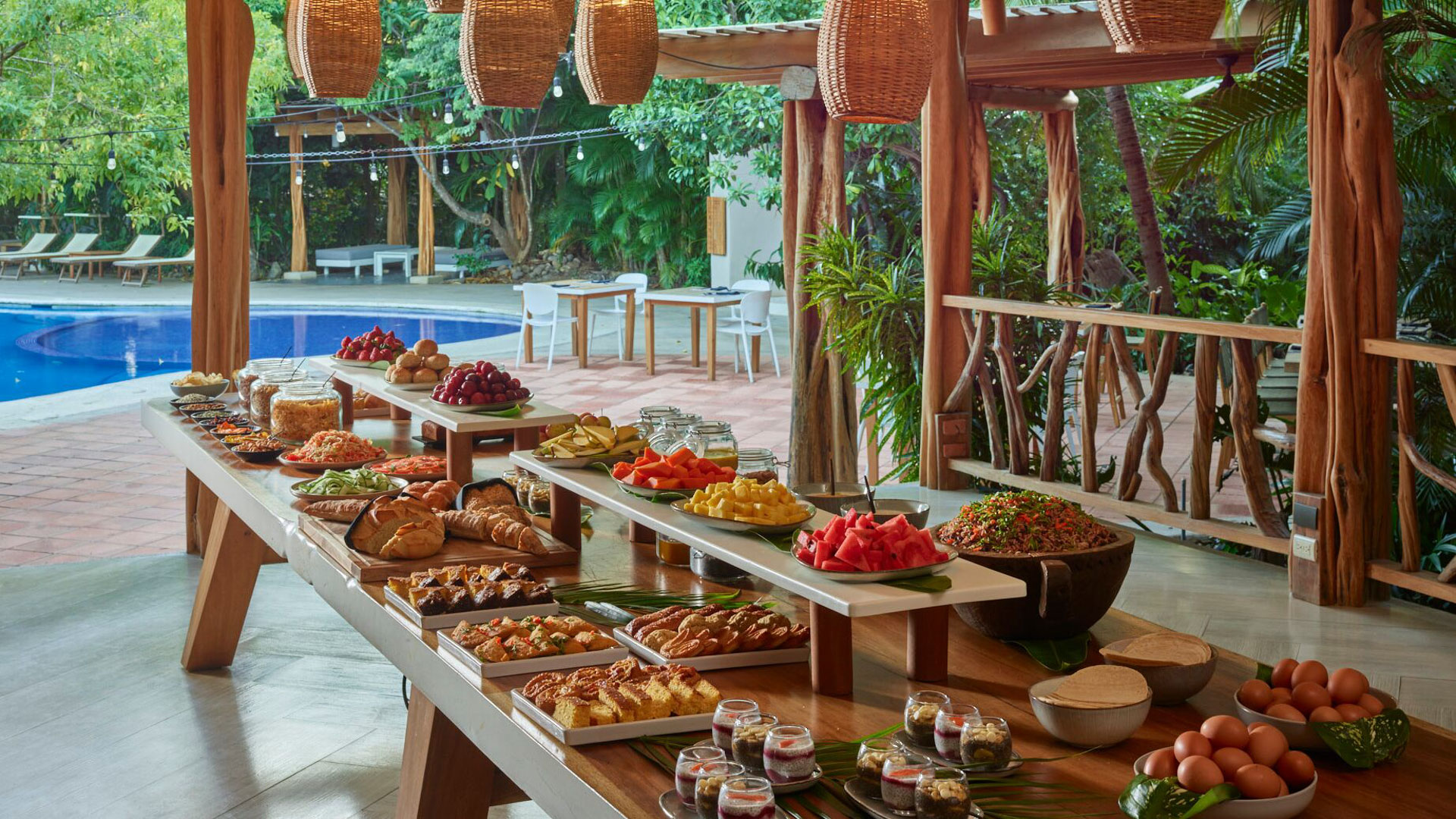 Cala Luna Origen Poolside Breakfast Buffet Table
