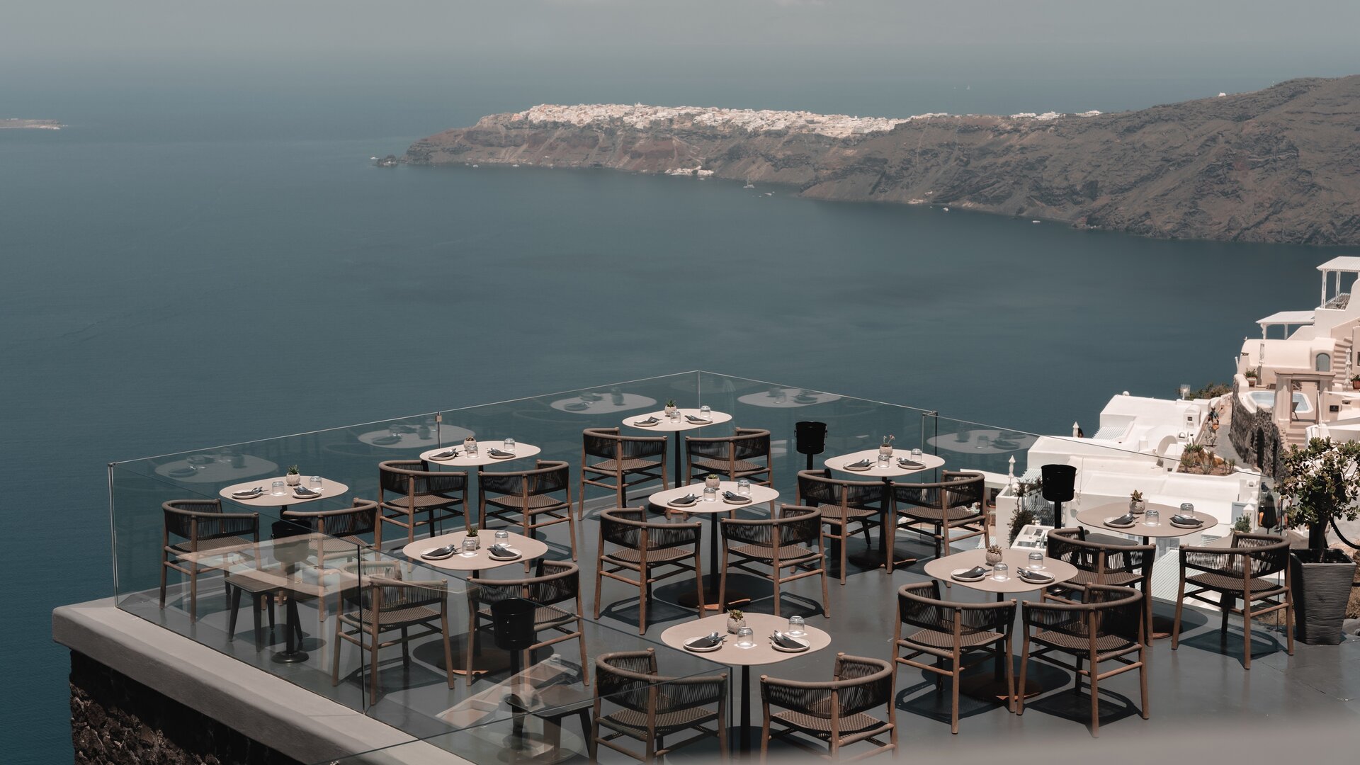 MAVRO Restaurant Outdoor Dining on Terrace with Sea View
