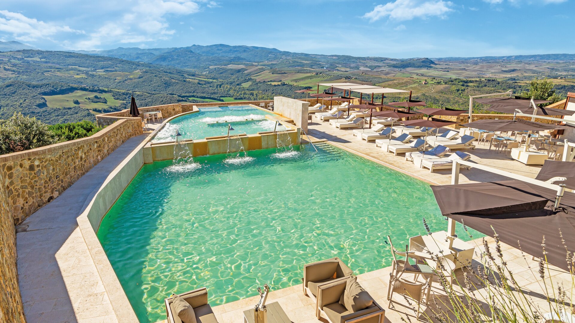Oli Spa Indoor Thermal Outdoor Pool