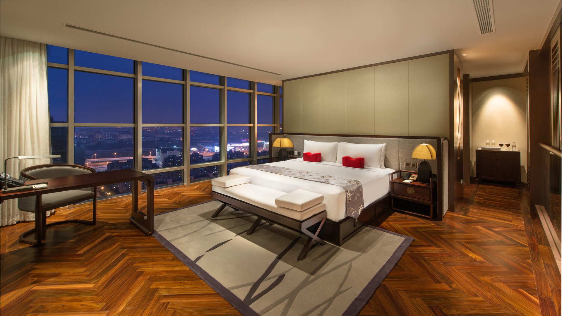 Infinity Suite Bedroom