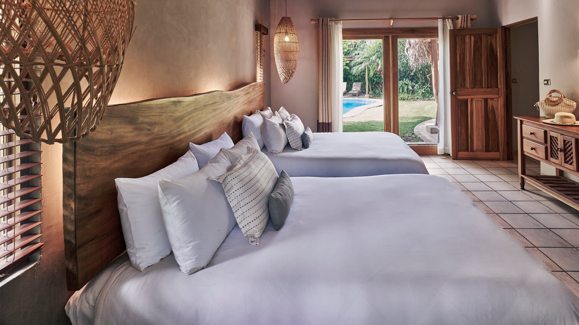 Villa 2 Bedrooms with Private Pool Double Queen Bedroom