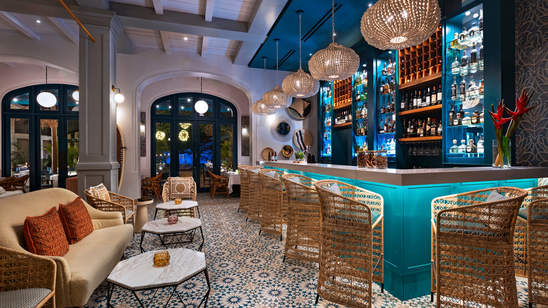 Ponciana Restaurant Bar Area