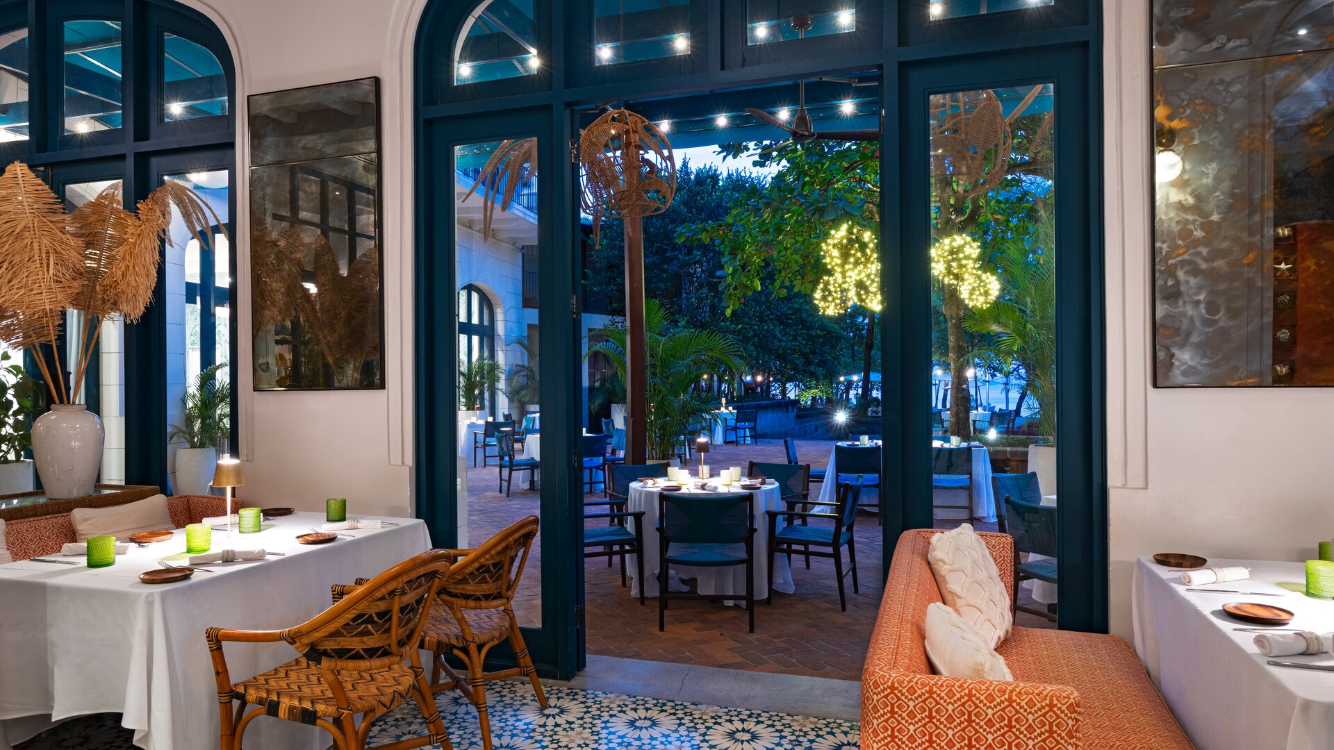 Ponciana Restaurant Entrance to Courtyard Alfresco Dining