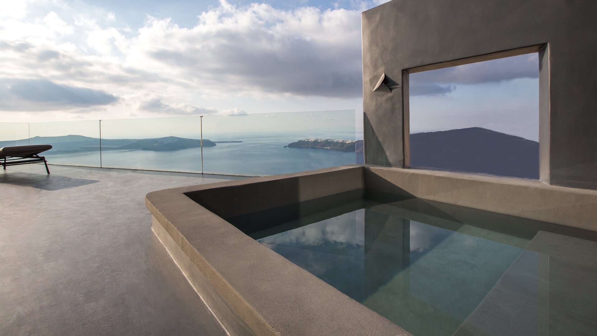 Signature Suite Sunset View with Heated Plunge Pool | Terrace with Sea View