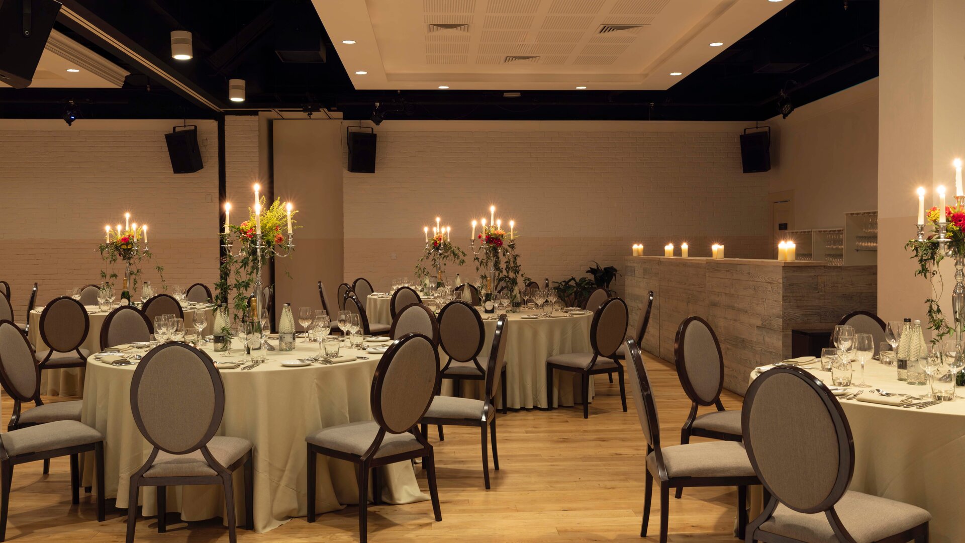 The Manor Event Space Round Table Setting