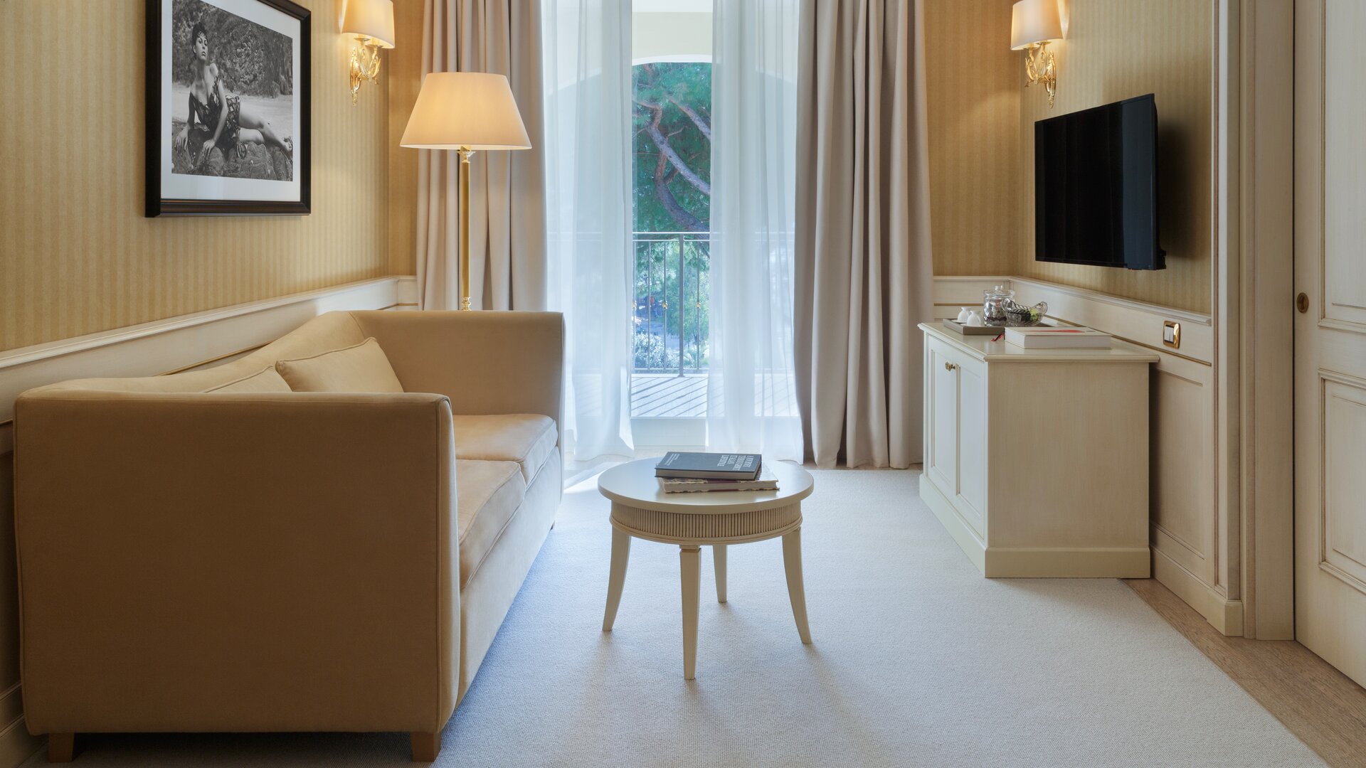 Premium Suite Living Area